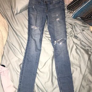 ripped jeans dark/medium wash